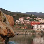 Inn Tsirigotis Sea View *