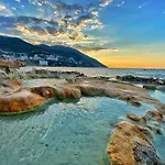 Inn Tsirigotis Sea View *