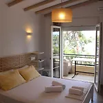 Inn Tsirigotis Sea View