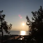 Han/Misafirhane Tsirigotis Sea View Loutra Edipsou (Evia)
