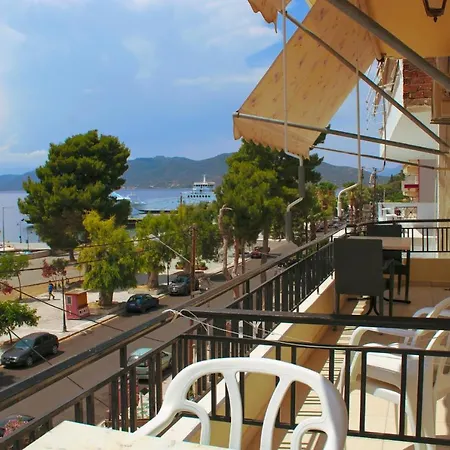 Tsirigotis Sea View *