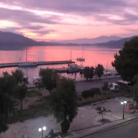 Studio Tsirigotis Sea View *
