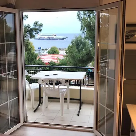 Inn Tsirigotis Sea View Loutra Edipsou (Evia)