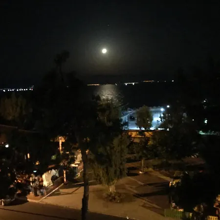 Studio Tsirigotis Sea View