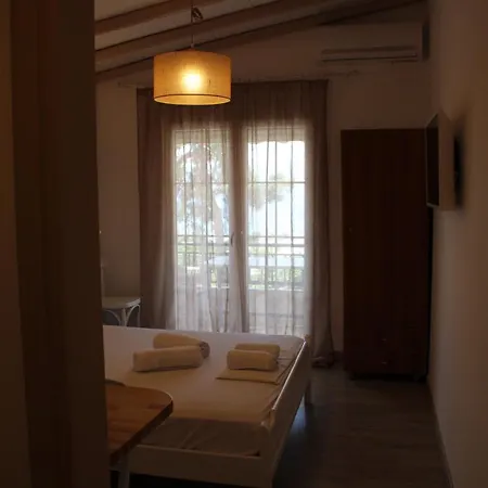 Tsirigotis Sea View Locanda *