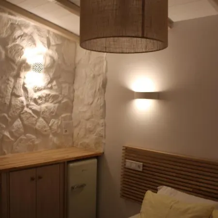 Inn Studio Tsirigotis Sea View