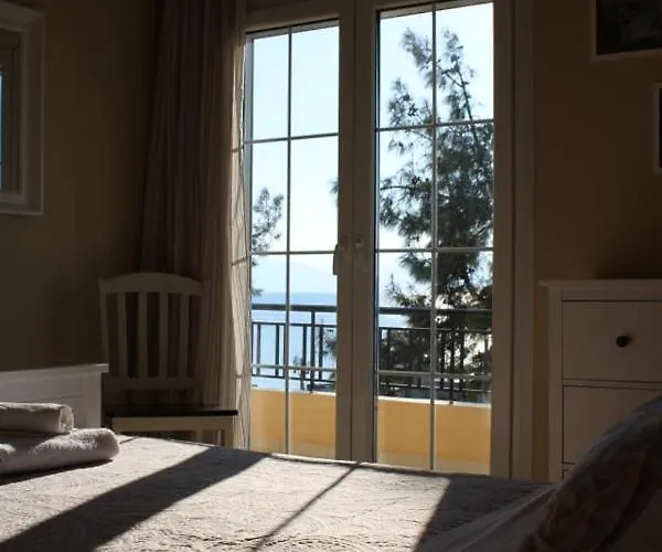 Tsirigotis Sea View Inn Loutra Edipsou (Evia)