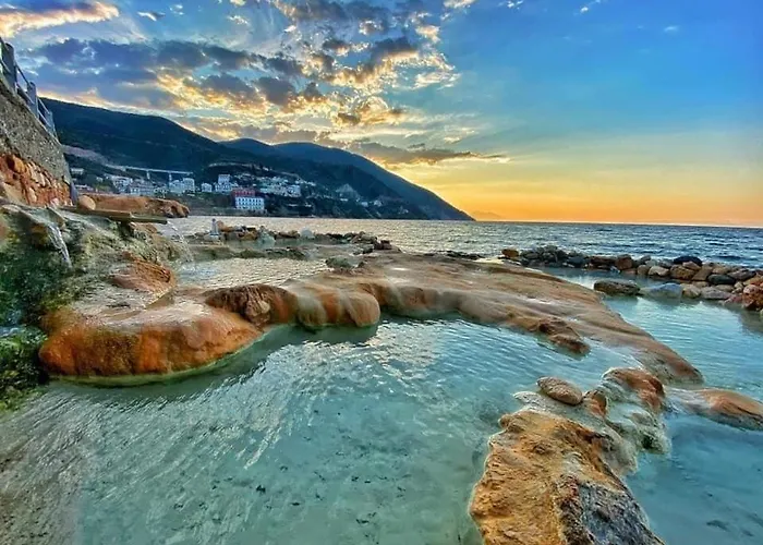 Inn Tsirigotis Sea View *