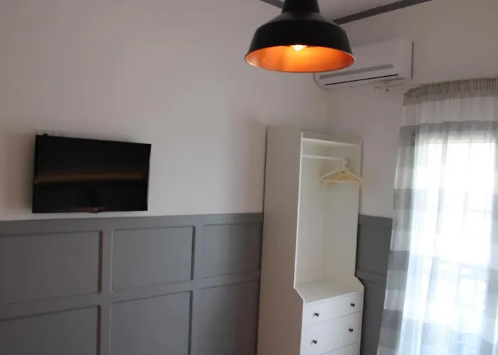 Inn Tsirigotis Sea View