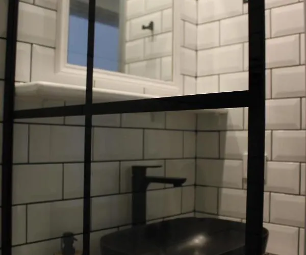 Inn Tsirigotis Sea View *